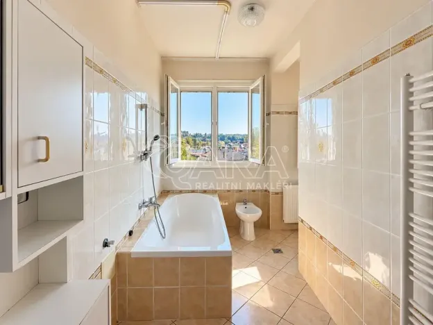 Prodej vícegeneračního domu, Úpice, A. Bunzla, 266 m2