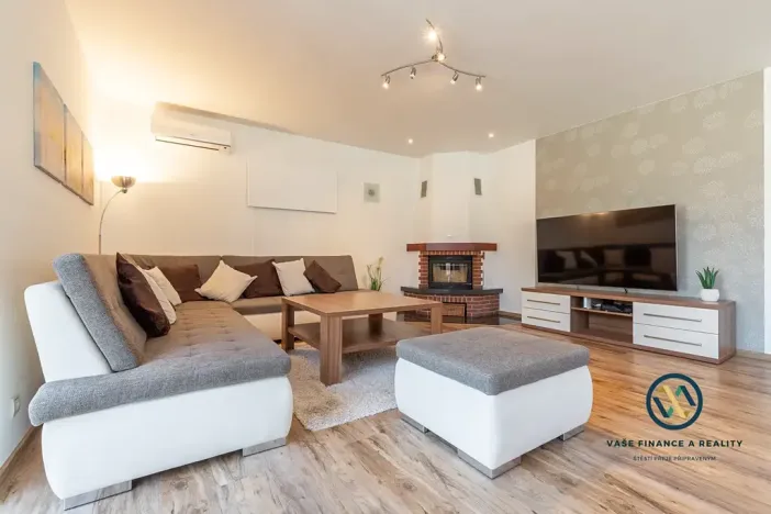 Prodej rodinného domu, Starovičky, 162 m2