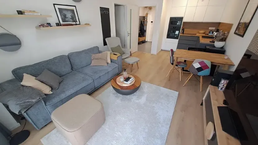 Pronájem bytu 2+kk, Praha, K jezeru, 55 m2
