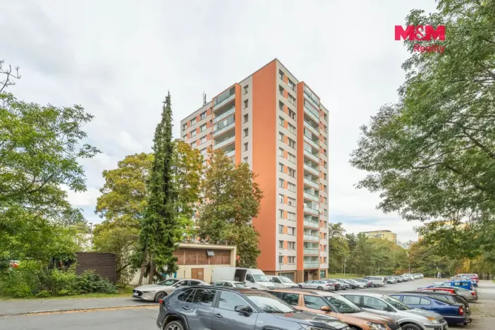 Pronájem bytu 2+1, Praha - Kobylisy, Košťálkova, 55 m2