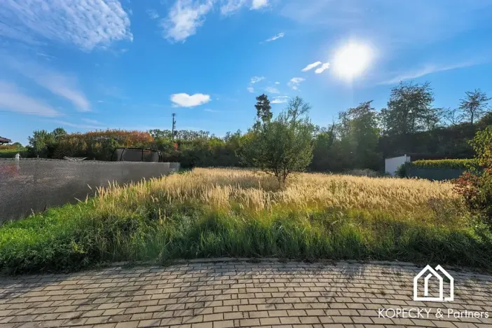 Prodej pozemku pro bydlení, Močovice, 2044 m2