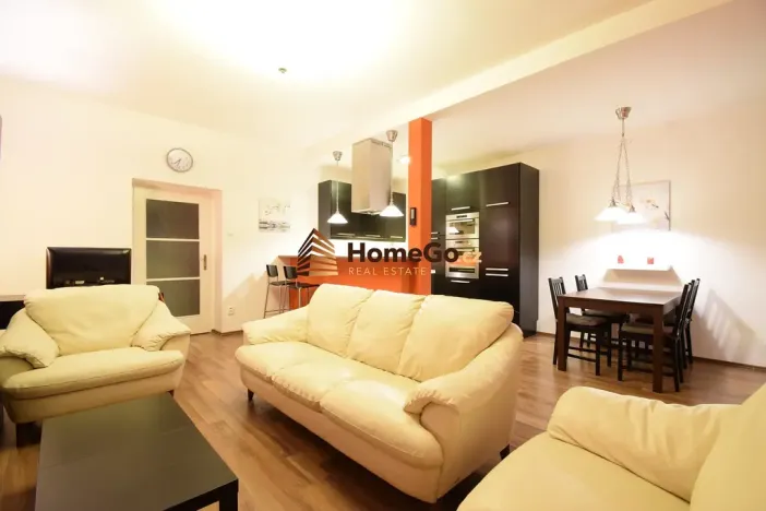 Pronájem bytu 2+kk, Praha - Vršovice, Vršovická, 77 m2