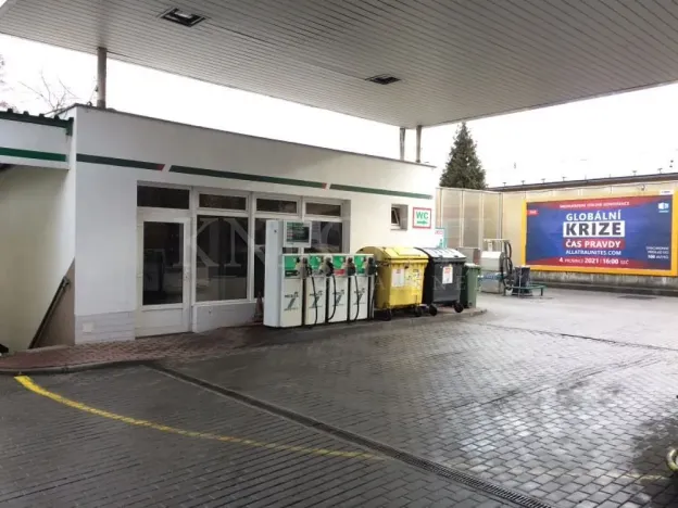 Pronájem komerčního prostoru, 40 m², Závodu míru, Karlovy Vary, Stará Role
