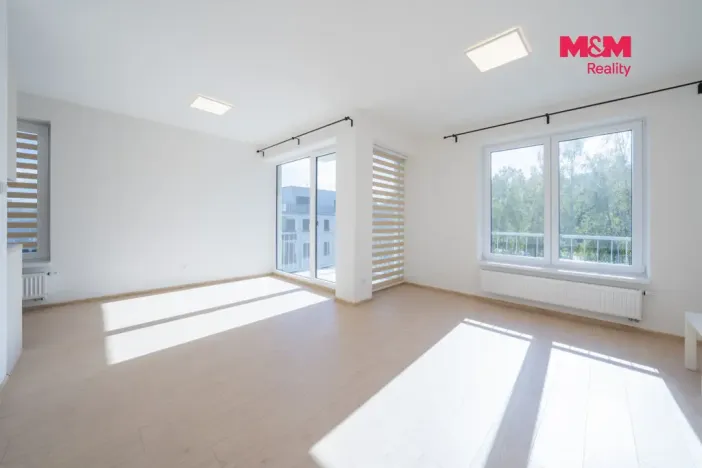 Pronájem bytu 1+kk, Cheb, K Pomezí, 41 m2