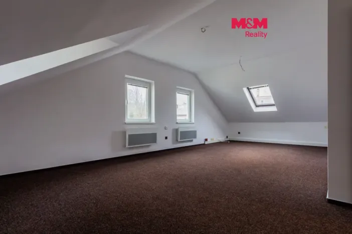 Pronájem komerčního prostoru, 40 m², nám. Svobody, Jeseník
