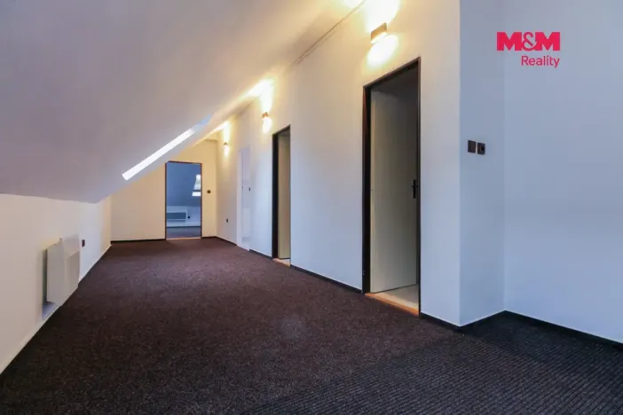 Pronájem kanceláře, Jeseník, nám. Svobody, 40 m2