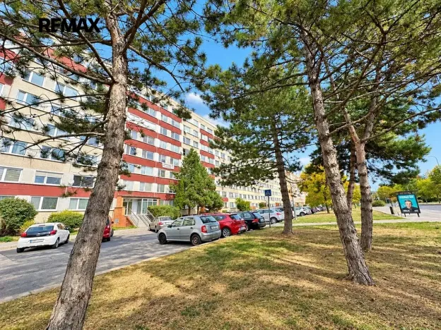 Prodej bytu 4+kk, Praha - Horní Měcholupy, Milánská, 85 m2