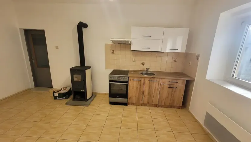 Prodej rodinného domu, Žabovřesky nad Ohří, Ke dráze, 200 m2