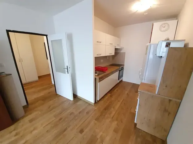 Pronájem bytu 2+kk, Praha, Přemyslovská, 46 m2