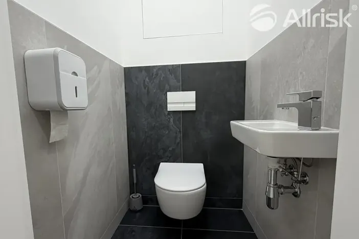 Pronájem bytu 1+kk, Brno, Komárovská, 29 m2