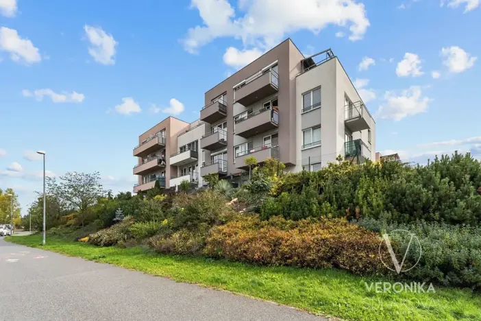 Prodej bytu 2+kk, Praha - Letňany, Hlučkova, 60 m2