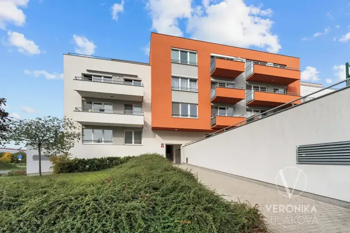 Prodej bytu 2+kk, Praha - Letňany, Hlučkova, 60 m2