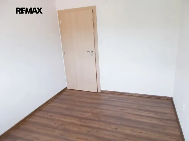 Pronájem bytu 1+kk, Rousínov, 31 m2