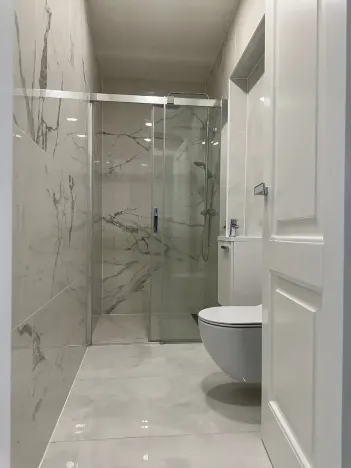 Pronájem bytu 4+1, Děčín, Husovo nám., 156 m2