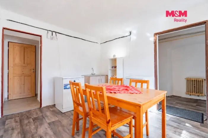 Prodej rodinného domu, Nové Hrady - Byňov, 370 m2