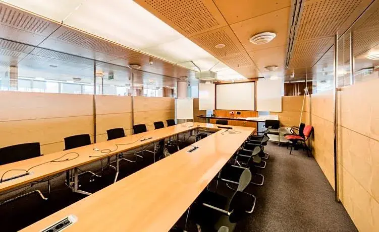Pronájem kanceláře, Praha - Krč, Olbrachtova, 460 m2