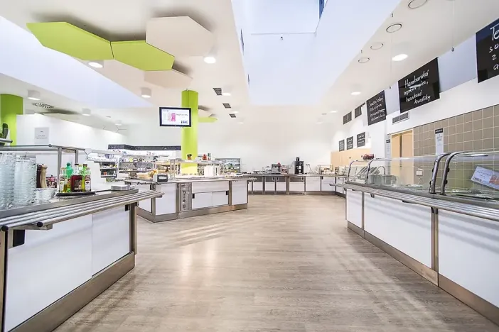 Pronájem kanceláře, Praha - Karlín, Ke Štvanici, 1080 m2