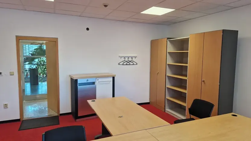Pronájem kanceláře, Znojmo, náměstí Svobody, 27 m2
