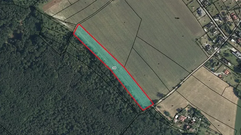 Prodej podílu pole, Loučeň, 2086 m2