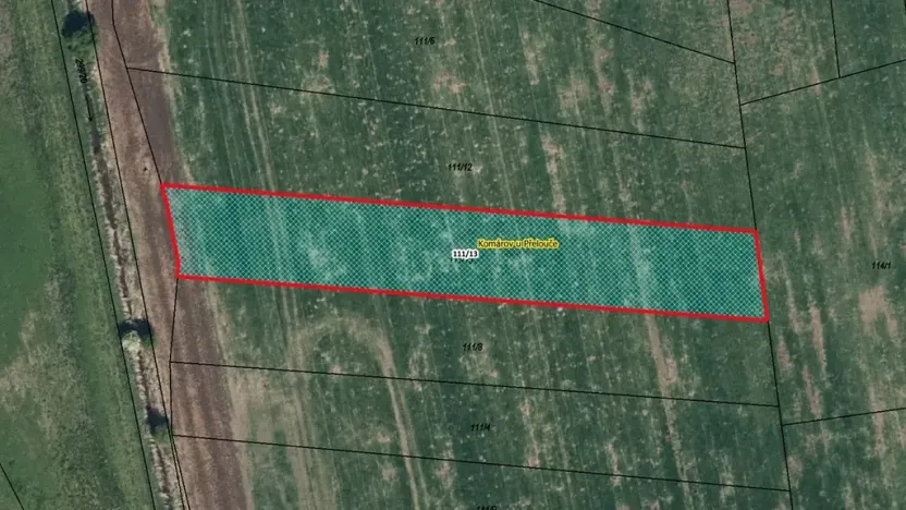 Prodej pozemku, 2997 m², Kladruby nad Labem, Komárov
