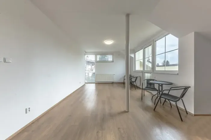 Prodej rodinného domu, Praha - Klánovice, Jeníkovická, 260 m2