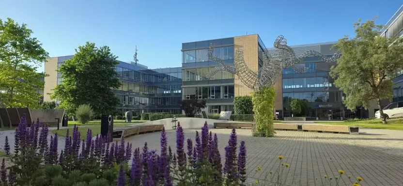 Pronájem kanceláře, Praha, 2540 m2
