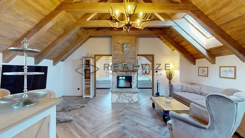 Prodej apartmánu, Lipí, 155 m2