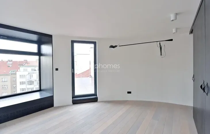 Pronájem bytu 2+kk, Praha - Vinohrady, náměstí Jiřího z Poděbrad, 60 m2