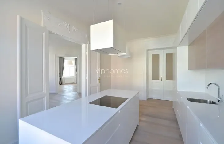 Pronájem bytu 3+kk, Praha - Vinohrady, náměstí Jiřího z Poděbrad, 137 m2