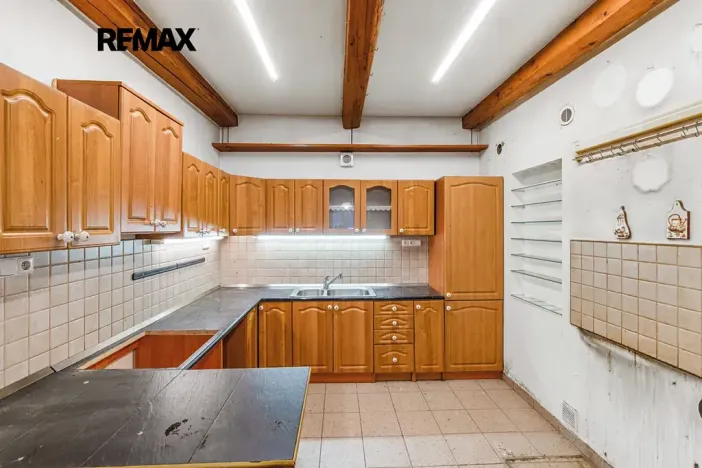 Prodej rodinného domu, Žabonosy, 238 m2