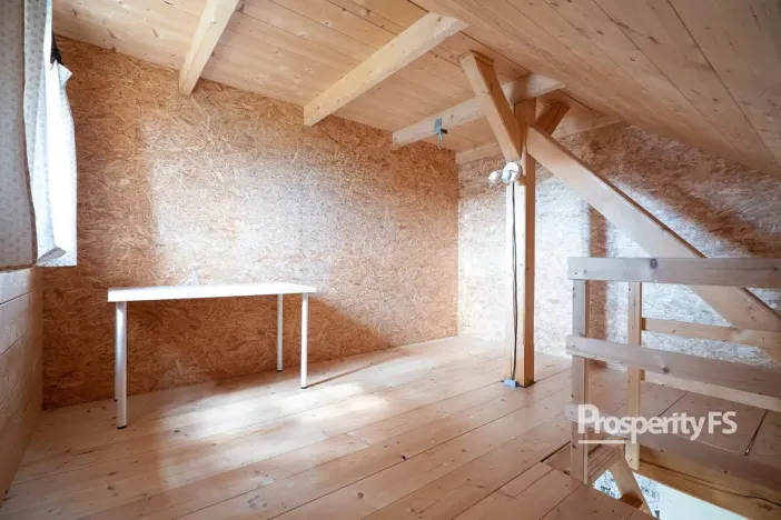 Prodej rodinného domu, Brniště - Hlemýždí, 200 m2