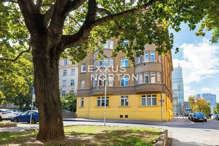 Prodej bytu 4+1, Praha - Bubeneč, 101 m2