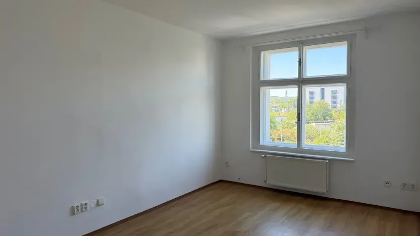 Pronájem bytu 2+1, Praha - Libeň, Na rozcestí, 63 m2