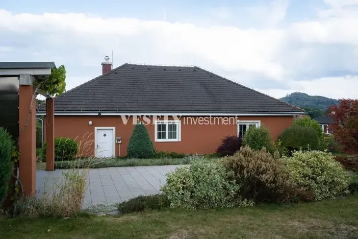 Prodej rodinného domu, Křtěnov, 200 m2