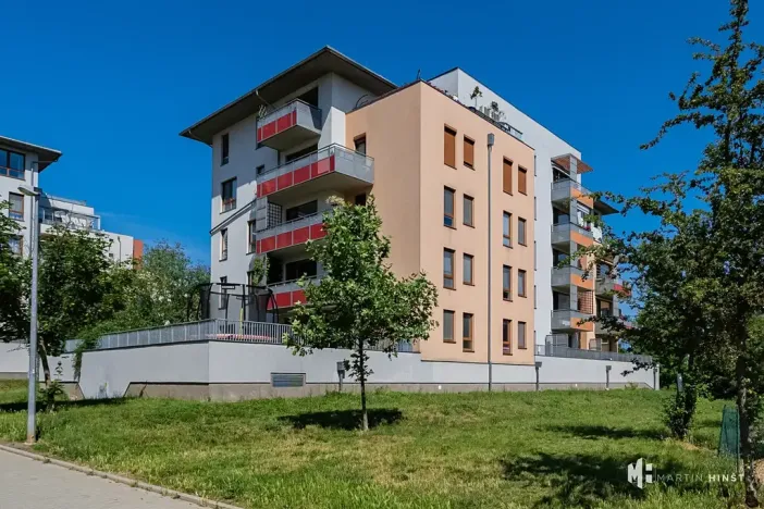 Pronájem bytu 3+kk, Praha - Čakovice, Bermanova, 72 m2