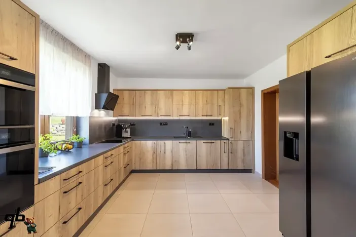 Prodej rodinného domu, Pržno, 384 m2
