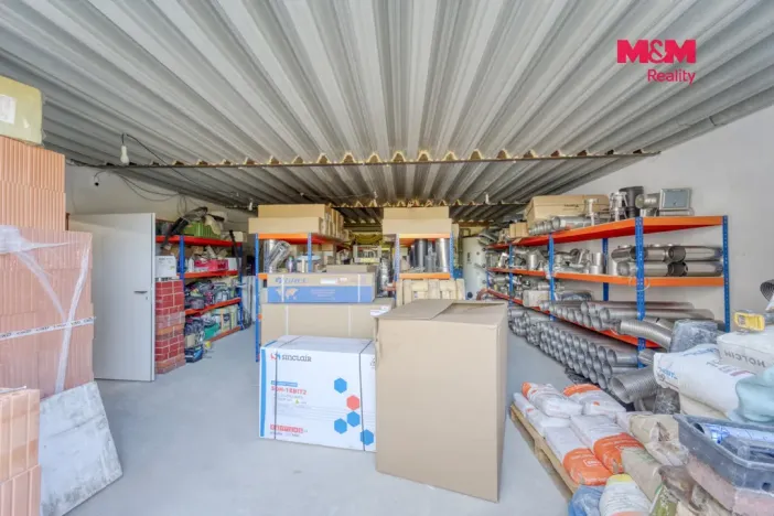 Prodej obchodního prostoru, Jesenice, Žatecká, 453 m2