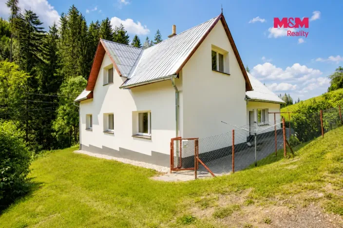 Prodej rodinného domu, Hutisko-Solanec - Solanec pod Soláněm, 180 m2