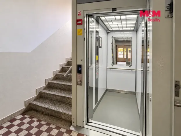Pronájem bytu 4+1, České Budějovice - České Budějovice 2, M. Chlajna, 82 m2