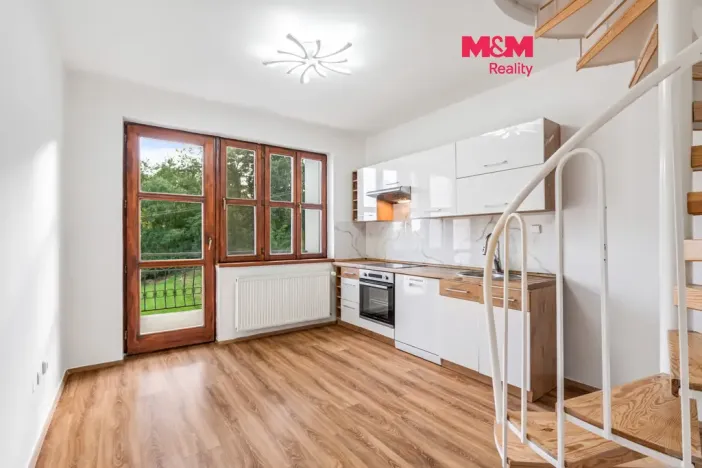 Pronájem bytu 2+kk, Chlumec, Ústecká, 58 m2