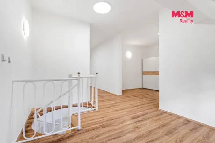 Pronájem bytu 2+kk, Chlumec, Ústecká, 58 m2