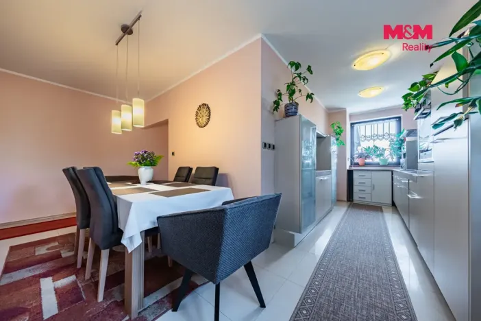 Prodej rodinného domu, Psáry - Dolní Jirčany, U Studny, 275 m2