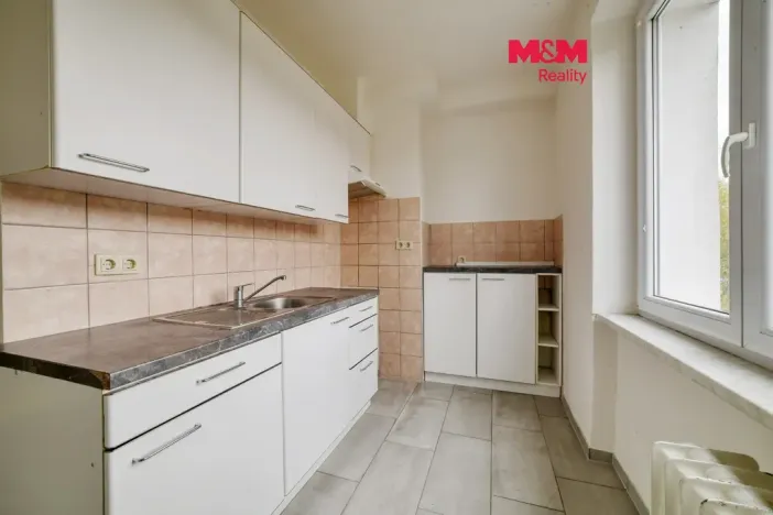 Prodej bytu 2+1, Kynšperk nad Ohří, náměstí SNP, 51 m2