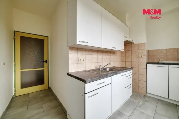 Prodej bytu 2+1, Kynšperk nad Ohří, náměstí SNP, 51 m2