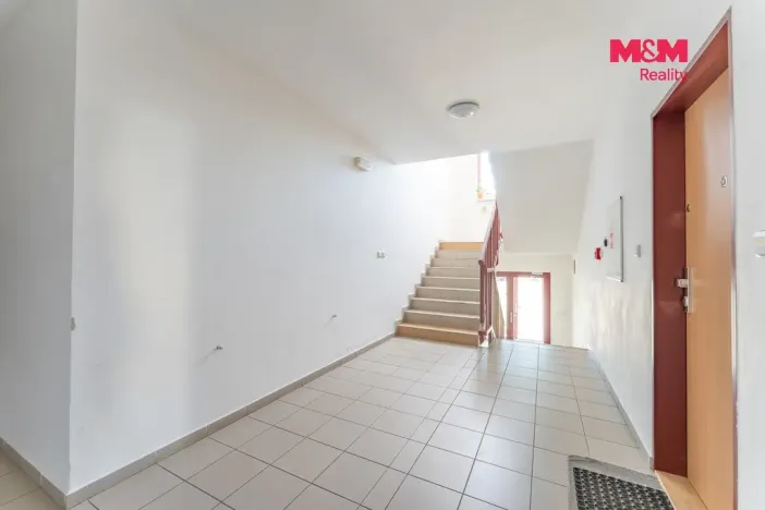 Prodej bytu 4+kk, Kosmonosy, Zahradní, 100 m2