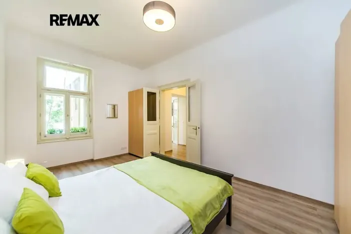 Pronájem bytu 2+kk, Praha - Vinohrady, Dykova, 50 m2