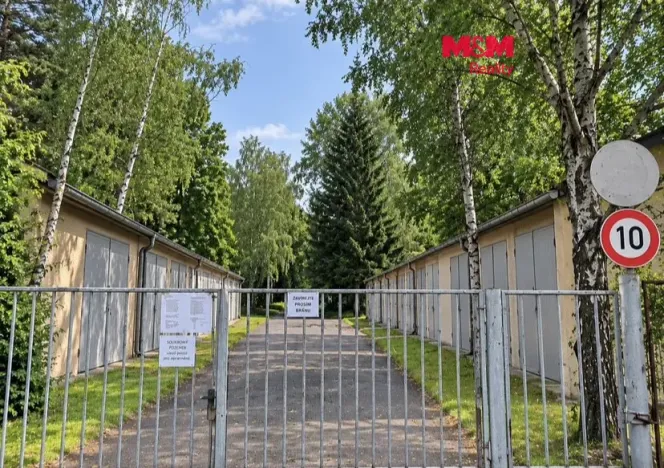 Prodej garáže, 18 m², Na Krocínce, Praha 9