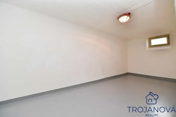 Prodej rodinného domu, Benešov, Nezvalova, 250 m2