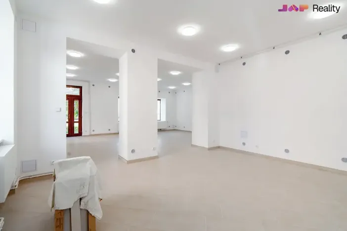 Pronájem komerční nemovitosti, Rosice, Palackého nám., 100 m2