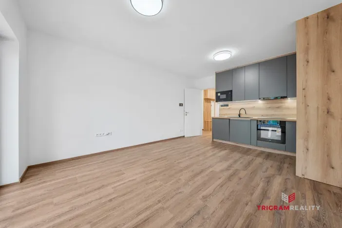 Pronájem bytu 2+kk, Hradec Králové - Třebeš, Pod Zámečkem, 60 m2